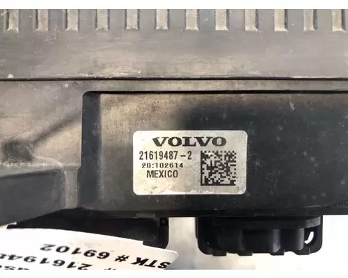 VOLVO VNL Gen 2 Fuse Box