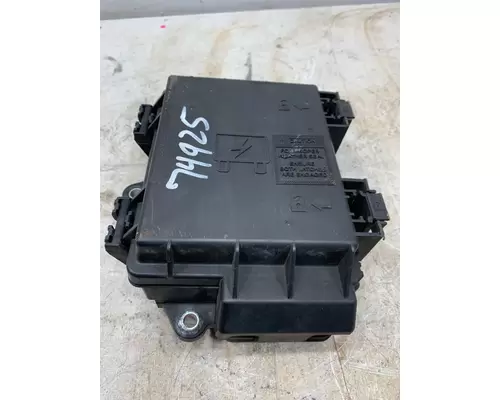 VOLVO VNL Gen 2 Fuse Box