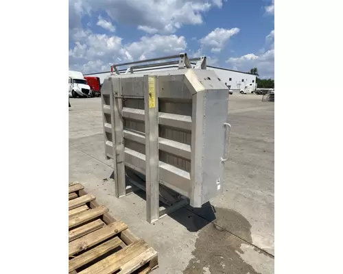 VOLVO VNL Gen 2 Headache Rack