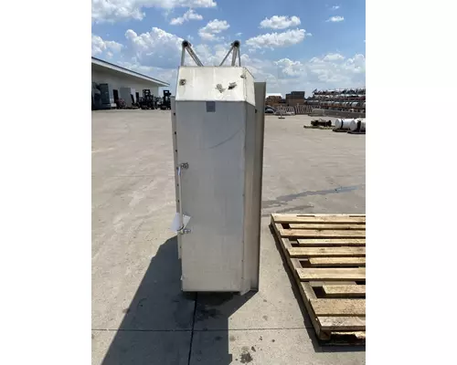 VOLVO VNL Gen 2 Headache Rack