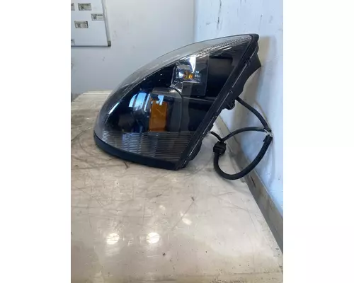 VOLVO VNL Gen 2 Headlight