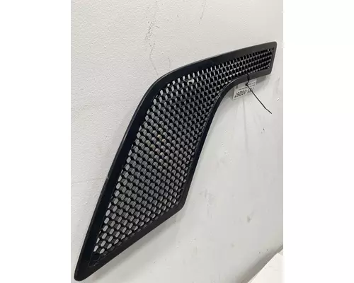 VOLVO VNL Gen 2 Hood Side Vent