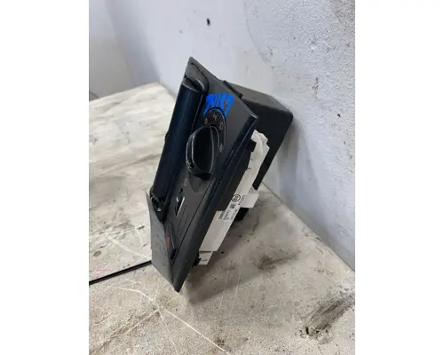 VOLVO VNL Gen 2 Instrument Cluster