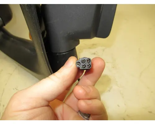 VOLVO VNL Gen 2 Mirror (Side View)