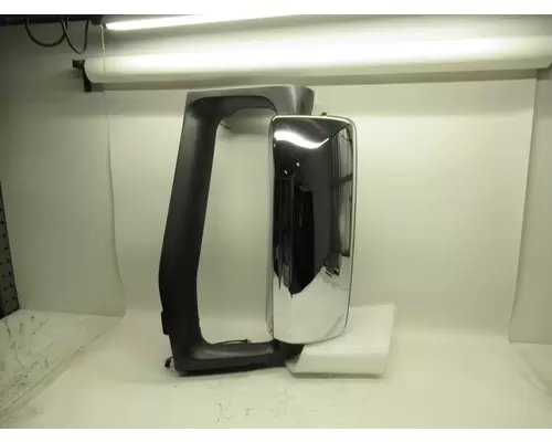 VOLVO VNL Gen 2 Mirror (Side View)