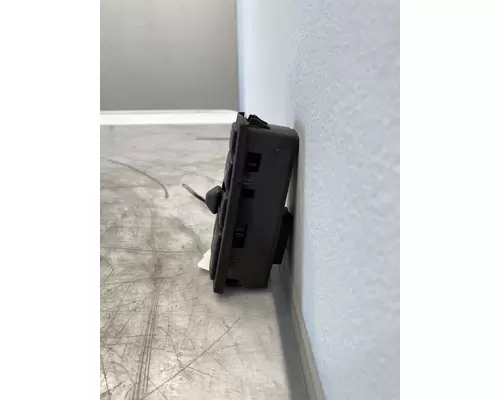 VOLVO VNL Gen 2 Power Window Motor