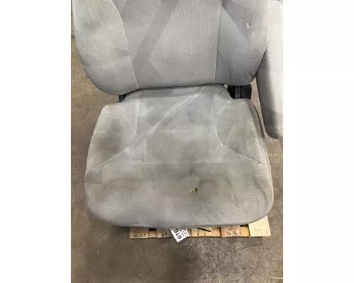 VOLVO VNL Gen 2 Seat, Front