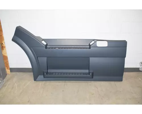 VOLVO VNL Gen 2 Side Fairing