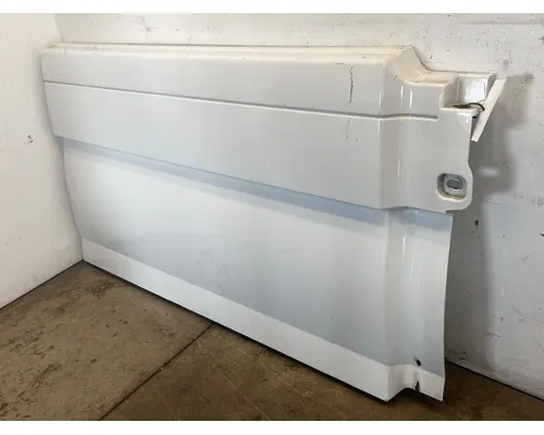VOLVO VNL Gen 2 Side Fairing