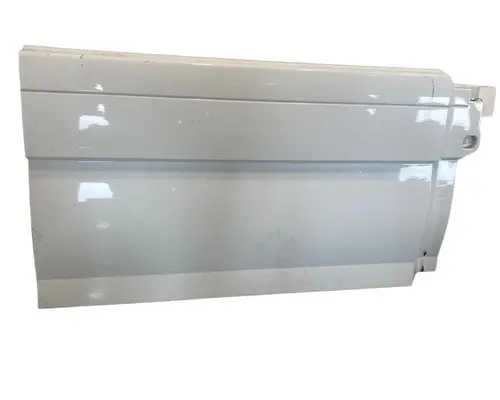 VOLVO VNL Gen 2 Side Fairing