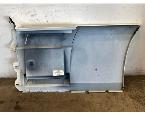 VOLVO VNL Gen 2 Side Fairing