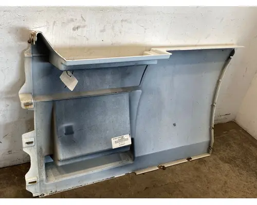 VOLVO VNL Gen 2 Side Fairing