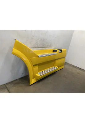VOLVO VNL Gen 2 Side Fairing