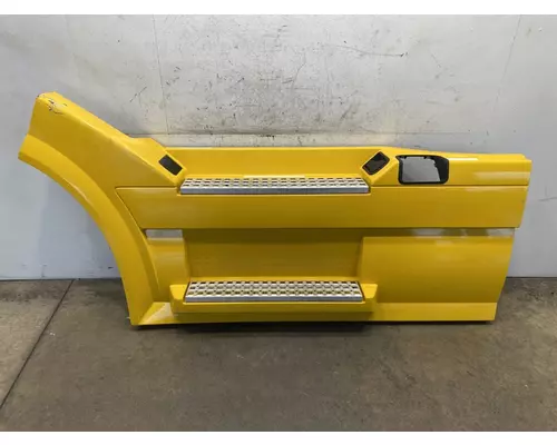 VOLVO VNL Gen 2 Side Fairing