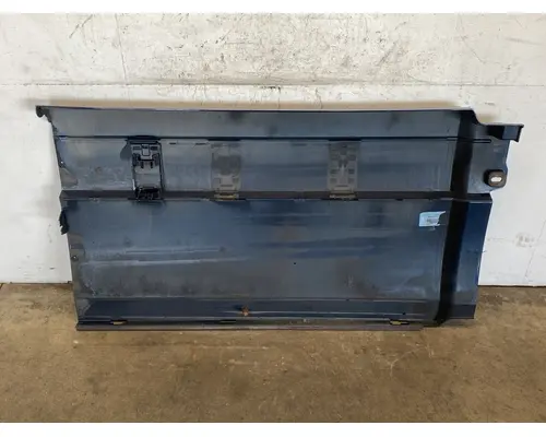 VOLVO VNL Gen 2 Side Fairing