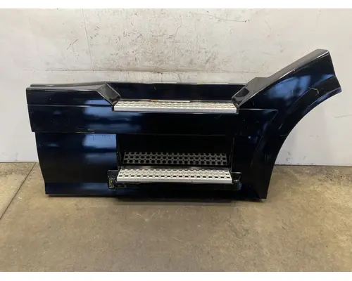 VOLVO VNL Gen 2 Side Fairing