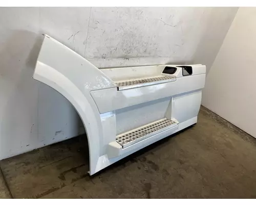 VOLVO VNL Gen 2 Side Fairing