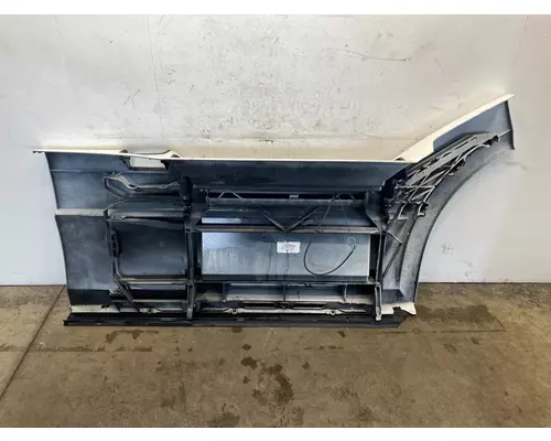 VOLVO VNL Gen 2 Side Fairing
