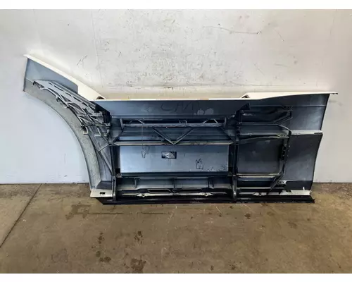 VOLVO VNL Gen 2 Side Fairing