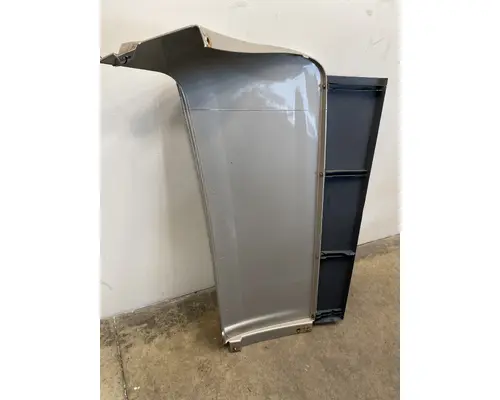 VOLVO VNL Gen 2 Sleeper Fairing