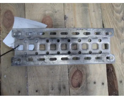 VOLVO VNL Gen 2 Step