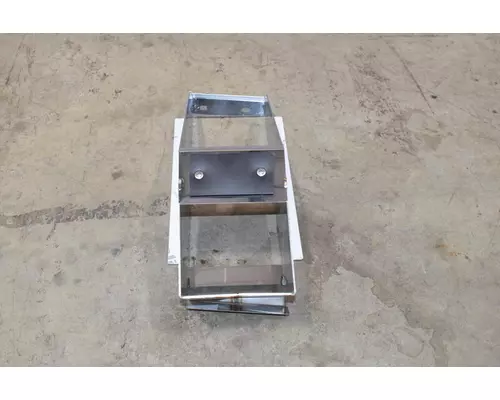 VOLVO VNL Gen 2 Sun Visor (External)