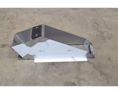 VOLVO VNL Gen 2 Sun Visor (External)