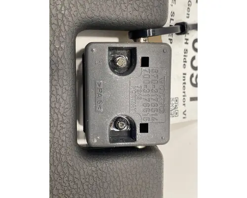 VOLVO VNL Gen 2 Sun Visor (External)