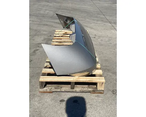 VOLVO VNL Gen 2 Sun Visor (External)