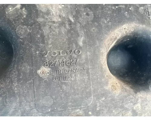 VOLVO VNL Gen 2 Windshield Washer Reservoir