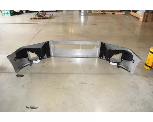 VOLVO VNL Gen 3 Bumper Assembly, Front