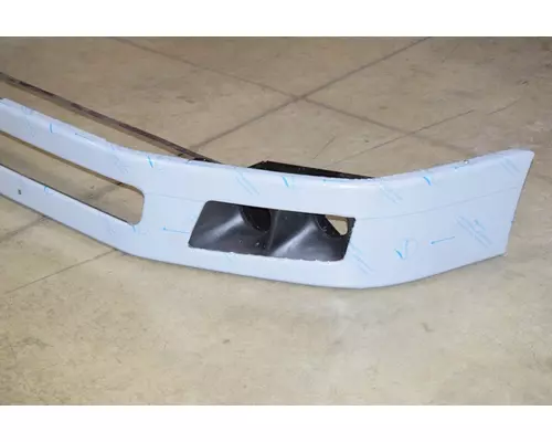 VOLVO VNL Gen 3 Bumper Assembly, Front