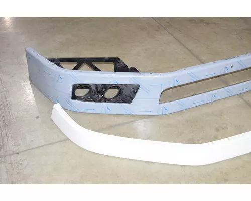 VOLVO VNL Gen 3 Bumper Assembly, Front