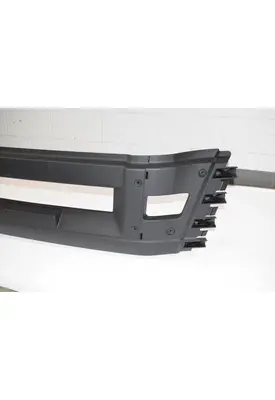 VOLVO VNL Gen 3 Bumper Assembly, Front