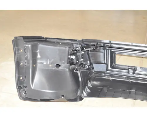 VOLVO VNL Gen 3 Bumper Assembly, Front