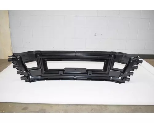 VOLVO VNL Gen 3 Bumper Center Section