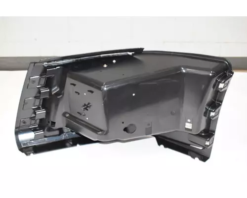 VOLVO VNL Gen 3 Bumper End Cap