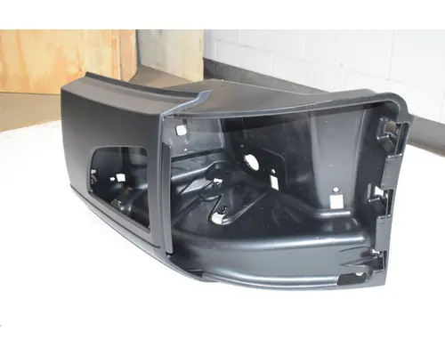 VOLVO VNL Gen 3 Bumper End Cap