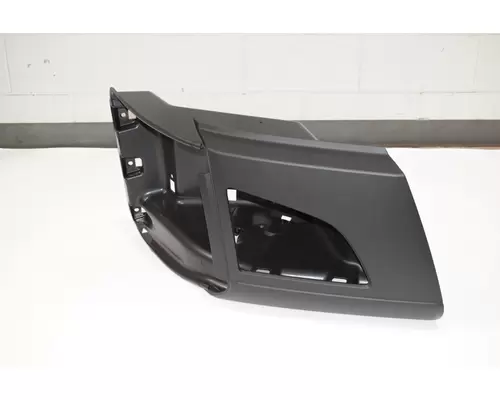 VOLVO VNL Gen 3 Bumper End Section