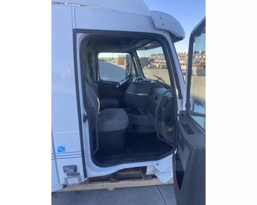 VOLVO VNL Gen 3 Cab