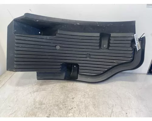 VOLVO VNL Gen 3 Fender Extension