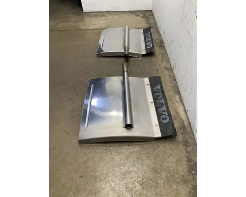 VOLVO VNL Gen 3 Fender Extension