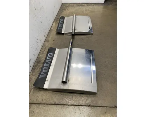 VOLVO VNL Gen 3 Fender Extension