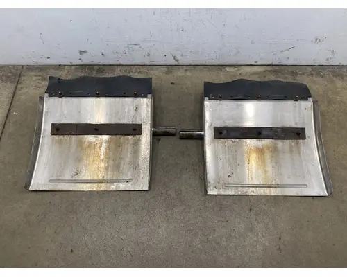 VOLVO VNL Gen 3 Fender Extension