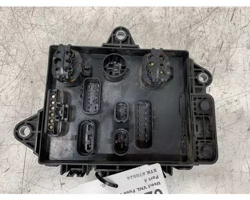 VOLVO VNL Gen 3 Fuse Box