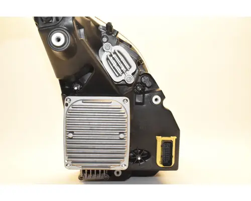 VOLVO VNL Gen 3 Headlamp Assembly