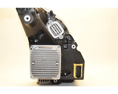 VOLVO VNL Gen 3 Headlamp Assembly