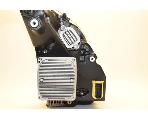 VOLVO VNL Gen 3 Headlamp Assembly