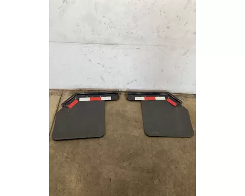 VOLVO VNL Gen 3 Mud Flap Hanger