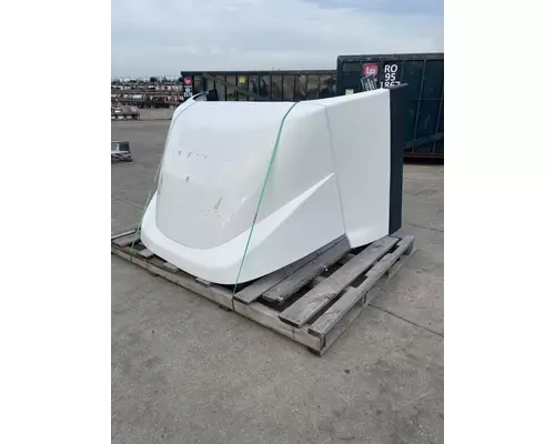 VOLVO VNL Gen 3 Roof Assembly